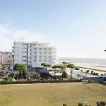 Apartment In Lido Di Jesolo 54502